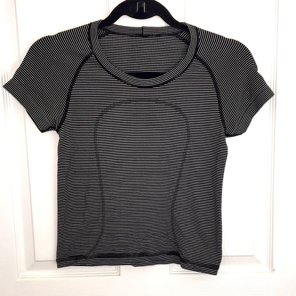 lululemon Swiftly Tech SS Top Cropped - Size 6
